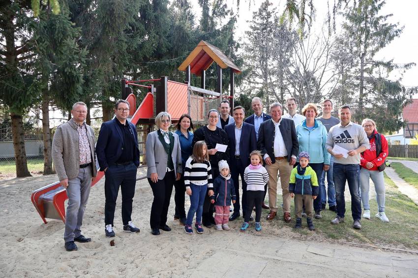 pi 2025 061 spenden aus dem herrenabend bergeben