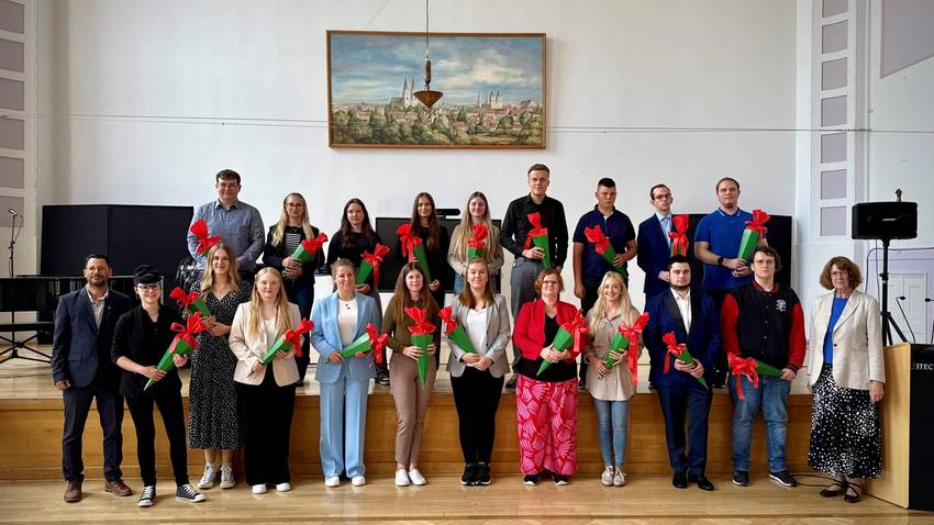 Die neuen Auszubildenden und Studierenden des Landkreises Harz Die neuen Auszubildenden und Studierenden des Landkreises Harz