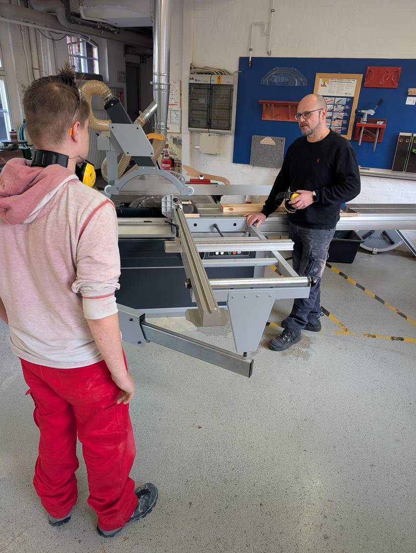 1 kompass urheber vhs bildungswerk gmbh © VHS Bildungswerk GmbH