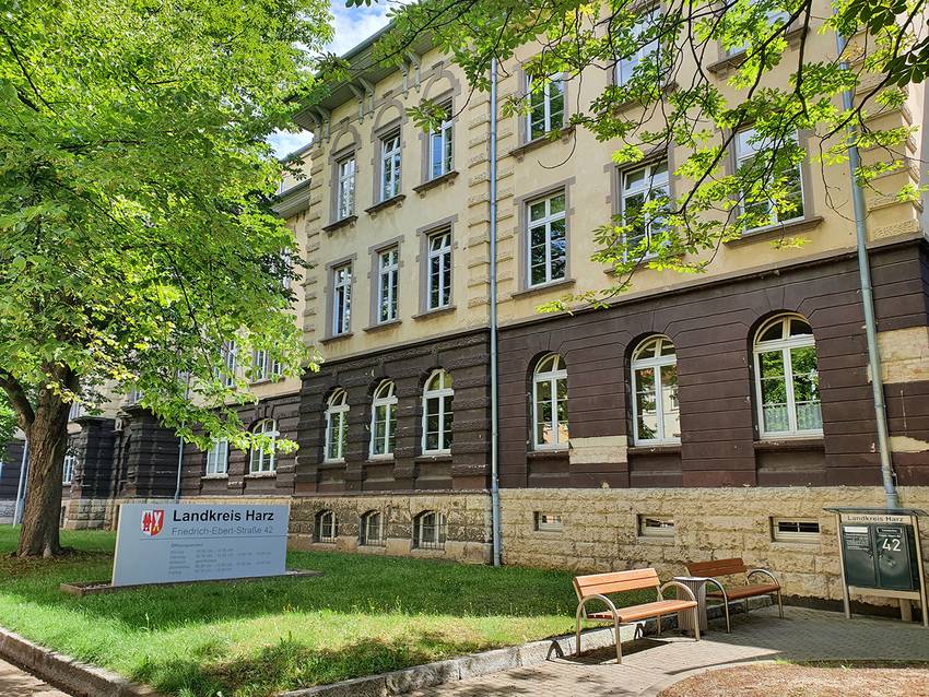 Gebäude der Kreisverwaltung am Standort Friedrich-Ebert-Straße 42