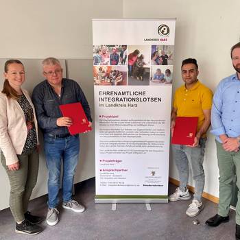 Gruppenfoto von Berufung der Integrationslotsen zum 1. Juni 2024