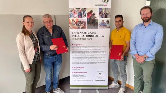 Gruppenfoto von Berufung der Integrationslotsen zum 1. Juni 2024