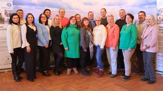 Gruppenfoto der Ehrenamtlichen.